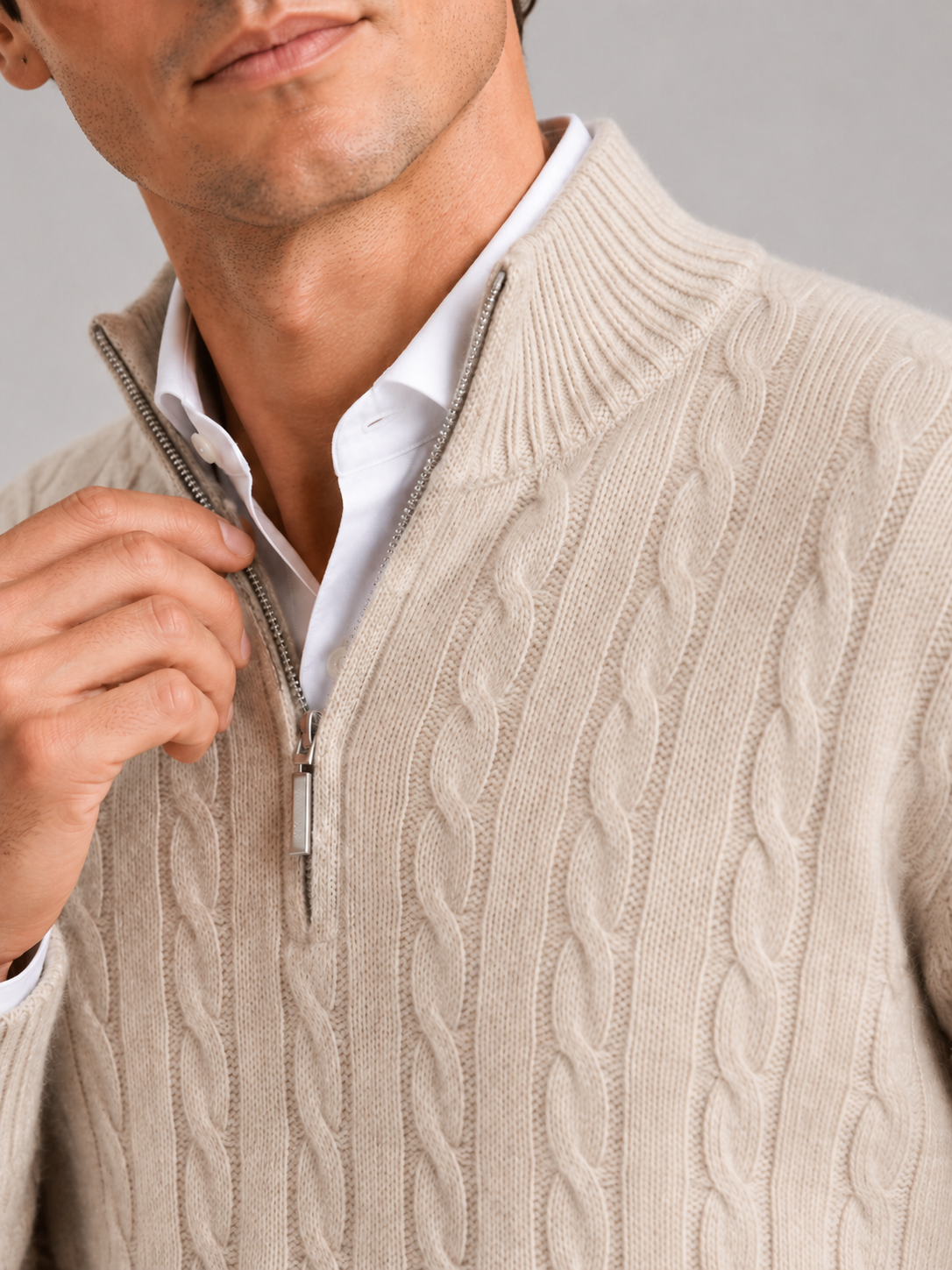 Men's cashmere quarter-zip mock neck sweater – Beige detail view – Edward & Lawsen