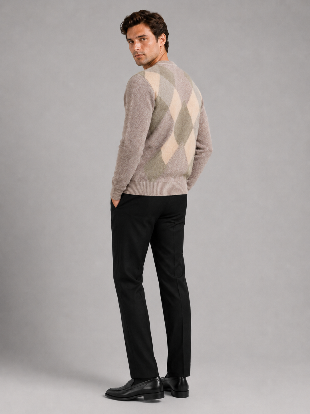 Men's plaid V-neck sweater – Beige back view – Edward & Lawsen