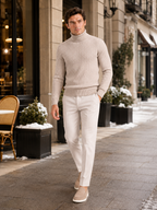 Men's cable knit turtleneck sweater – Beige lifestyle view – Edward & Lawsen