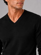 Men's V-neck sweater – Black detail view – Edward & Lawsen