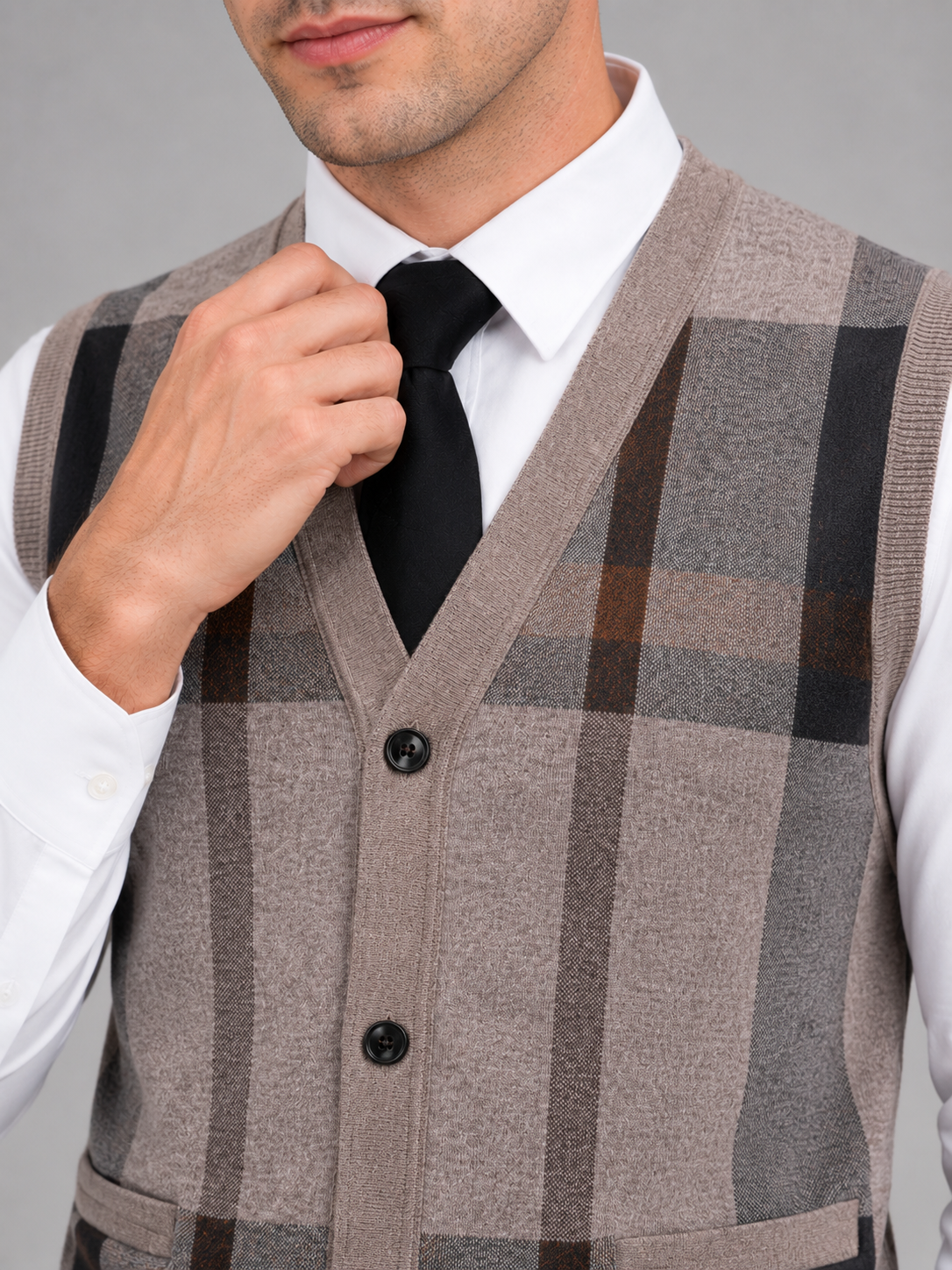 Men's fleece button-front vest – Brown detail view – Edward & Lawsen