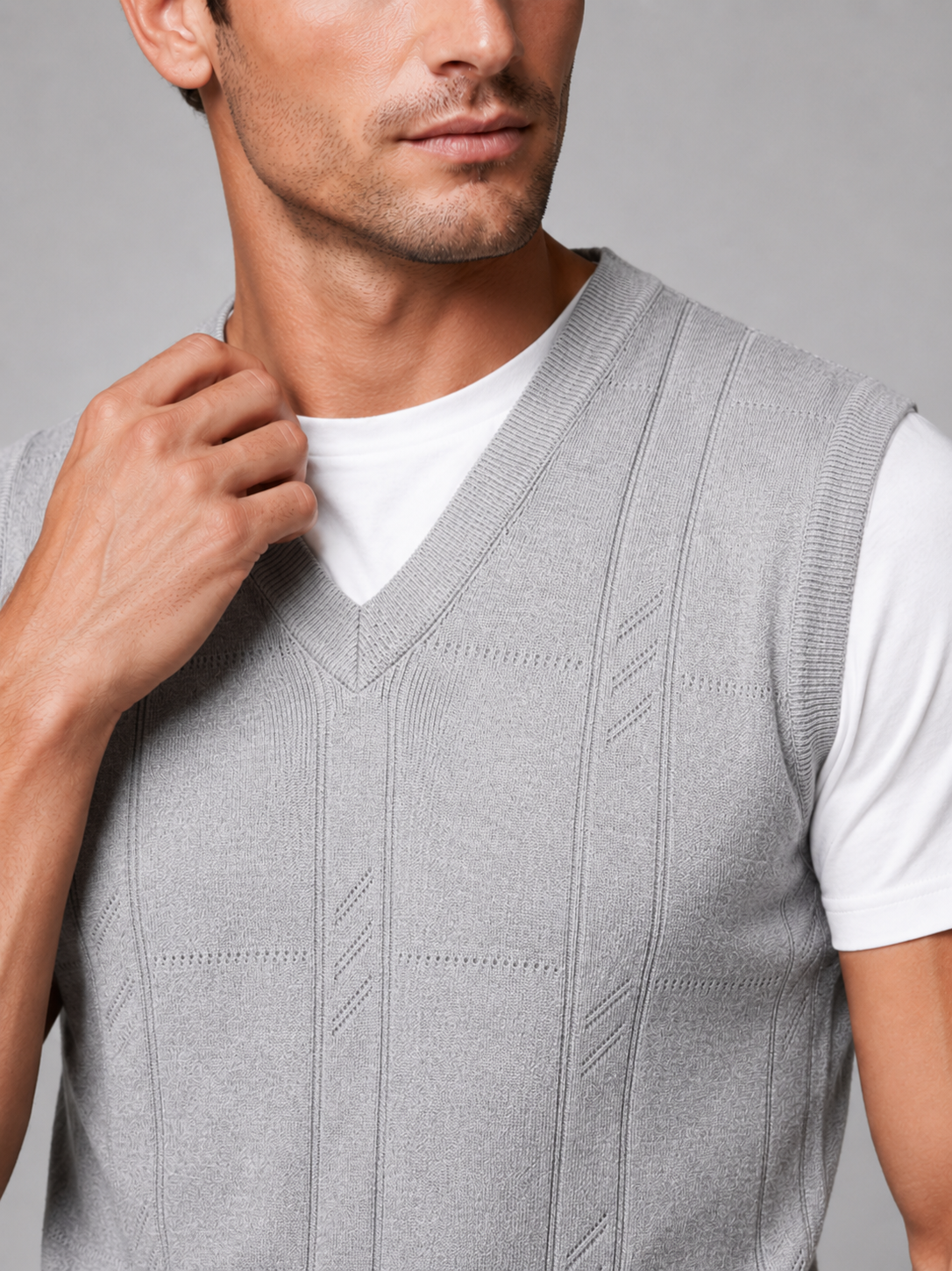 Men's sleeveless sweater vest – Light Gray detail view – Edward & Lawsen