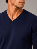 Men's V-neck sweater – Navy detail view – Edward & Lawsen