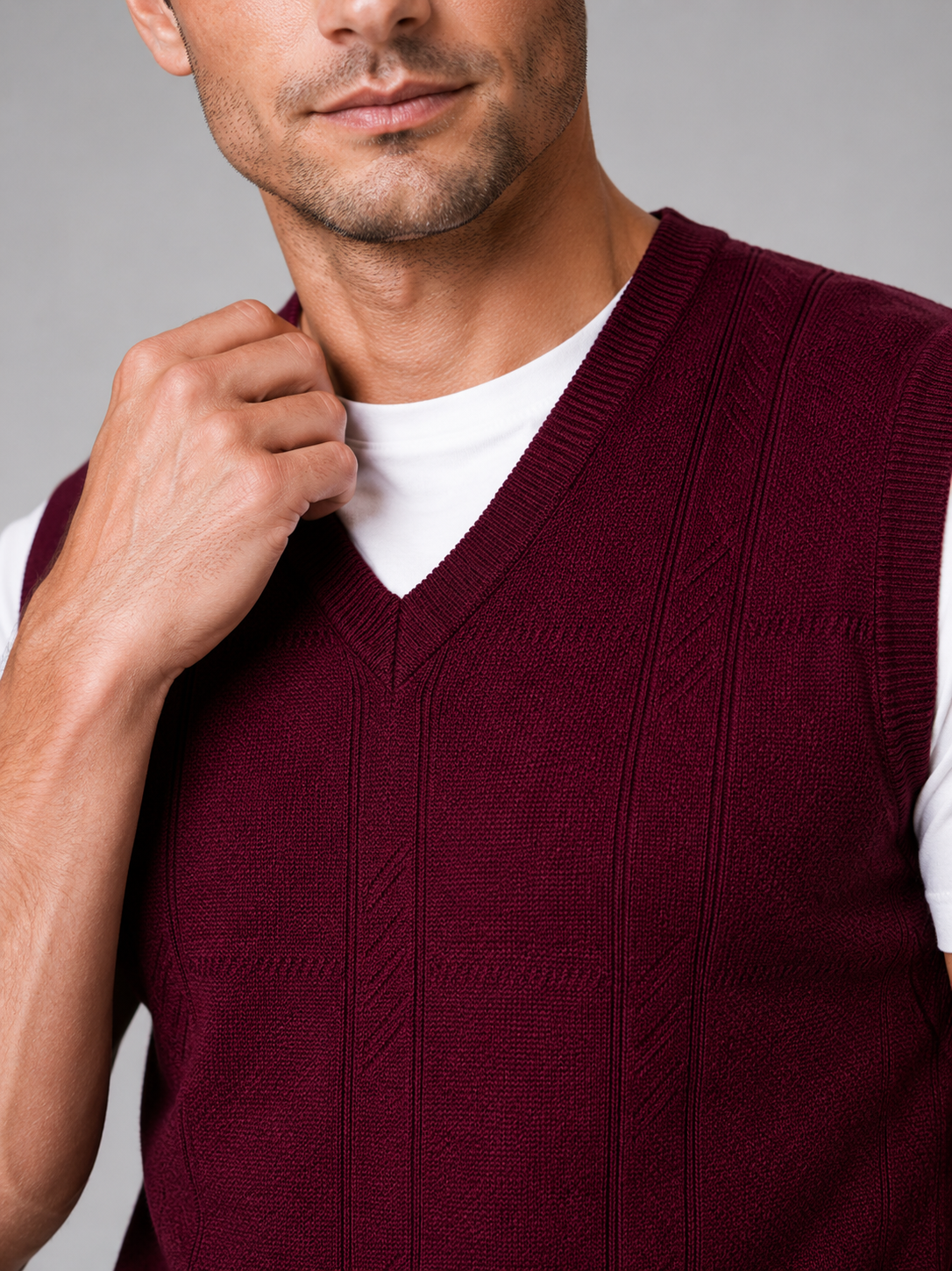 Men's sleeveless sweater vest – Wine detail view – Edward & Lawsen