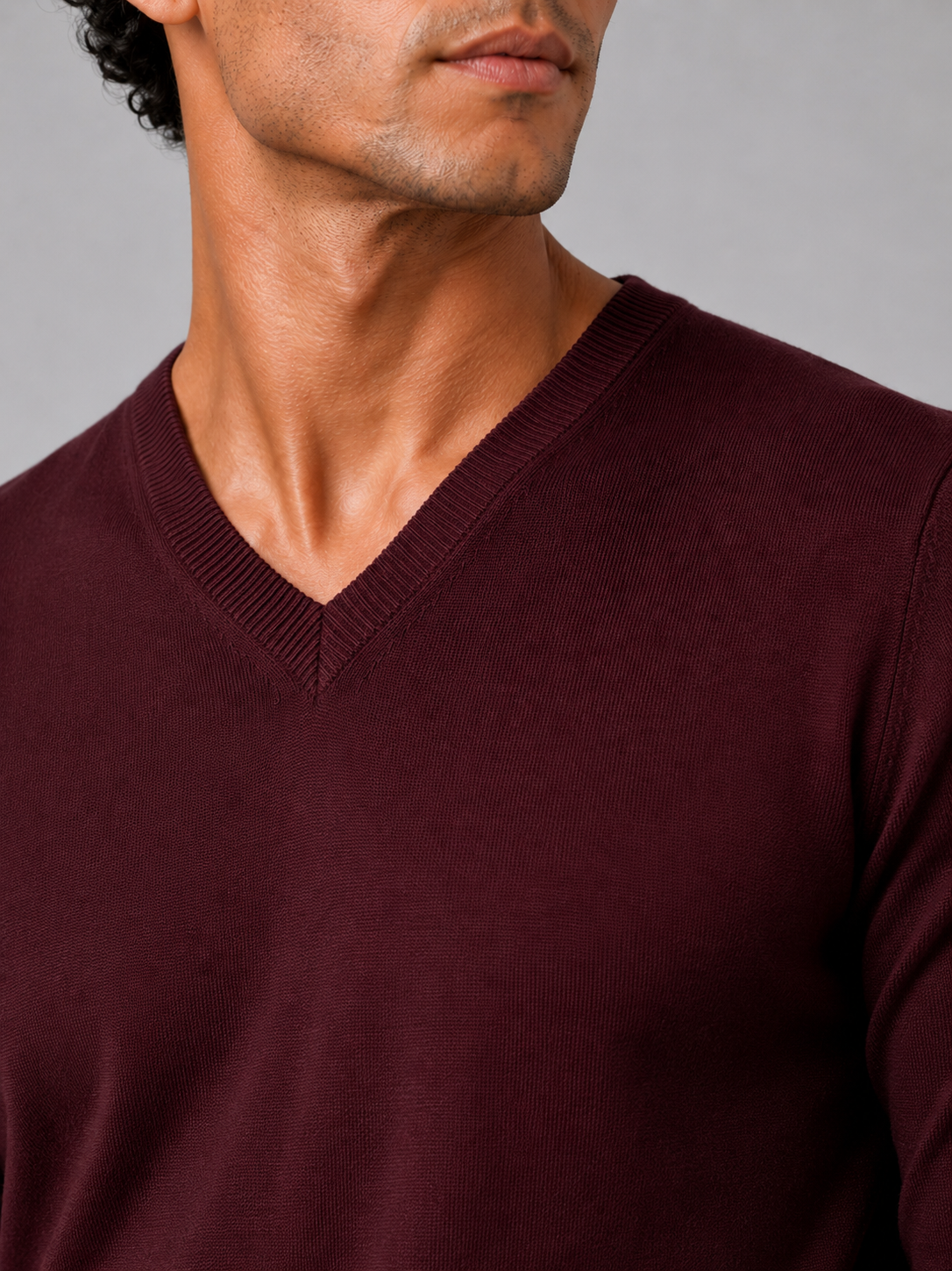 Men's V-neck sweater – Wine detail view – Edward & Lawsen