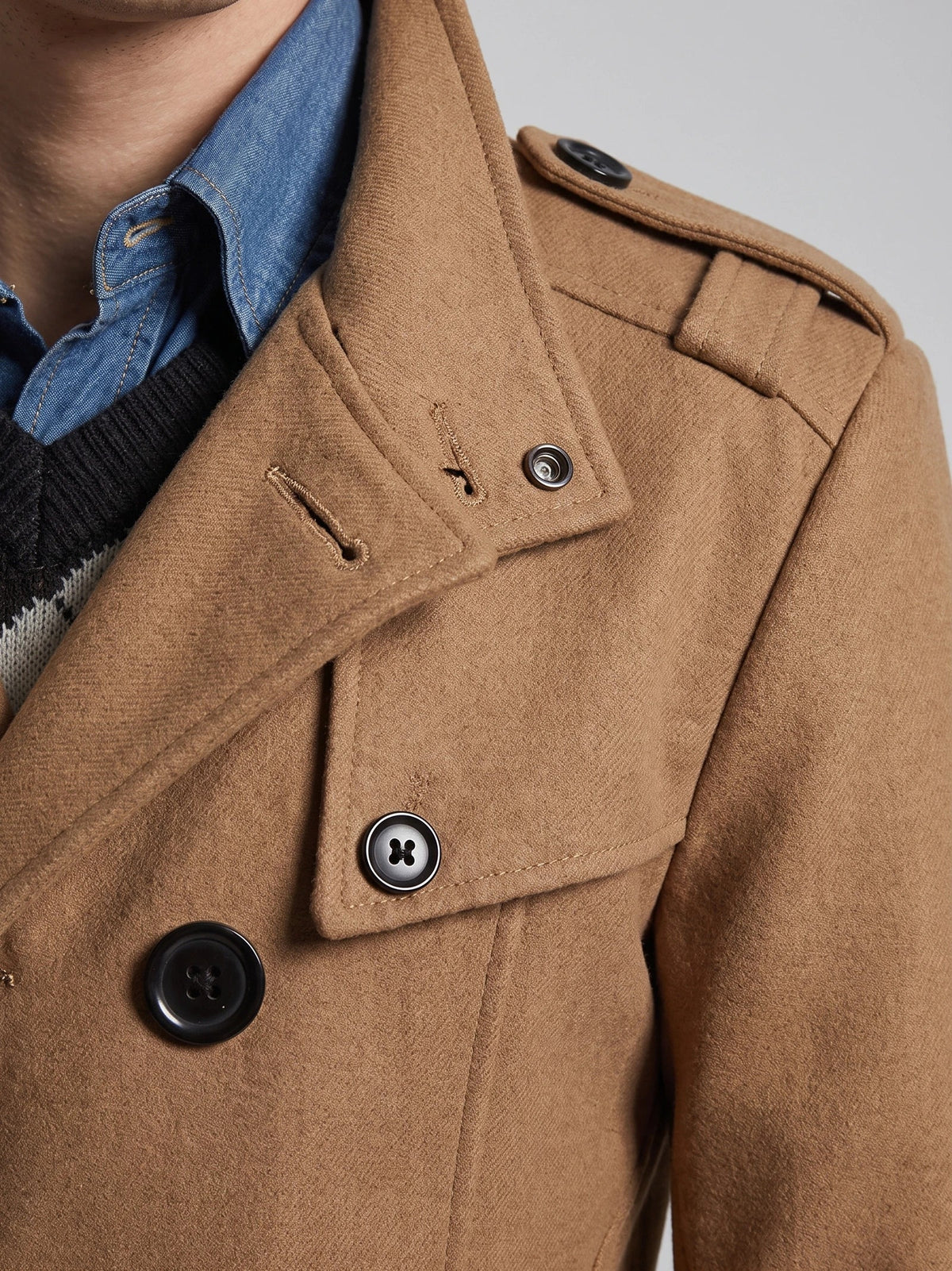 Men's long wool overcoat – Khaki detail view – Edward & Lawsen