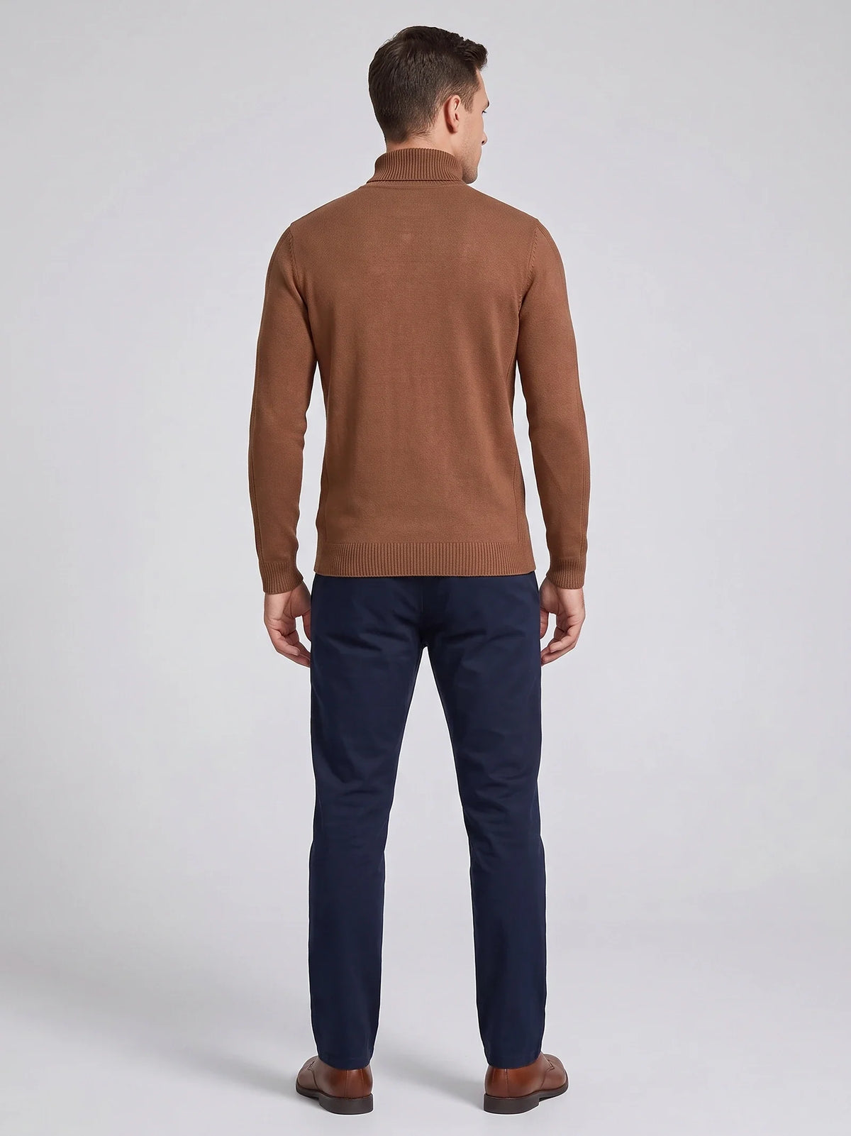 Men's slim fit turtleneck sweater – Brown back view – Edward & Lawsen
