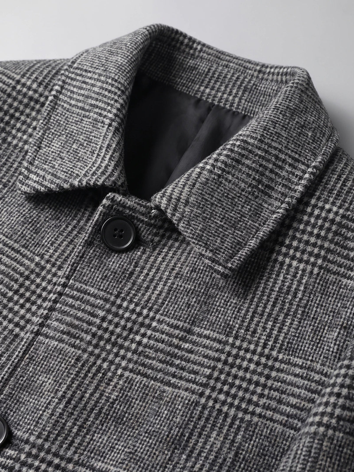 Men's wool trench coat – Gray detail view – Edward & Lawsen