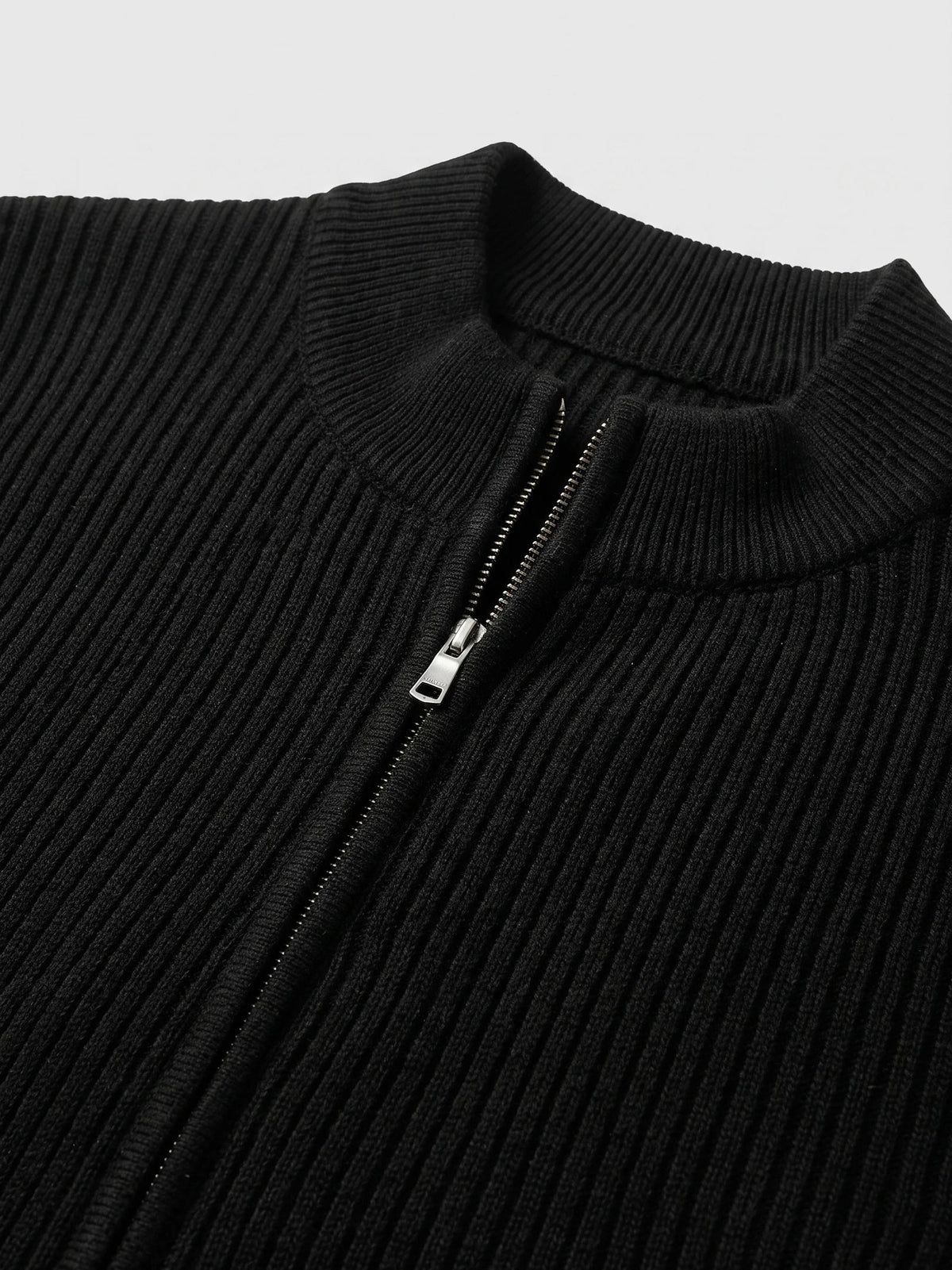 Men's zip-up stand collar cardigan – Black detail view – Edward & Lawsen